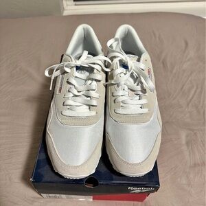 Reebok Men's White and Gray Sneakers